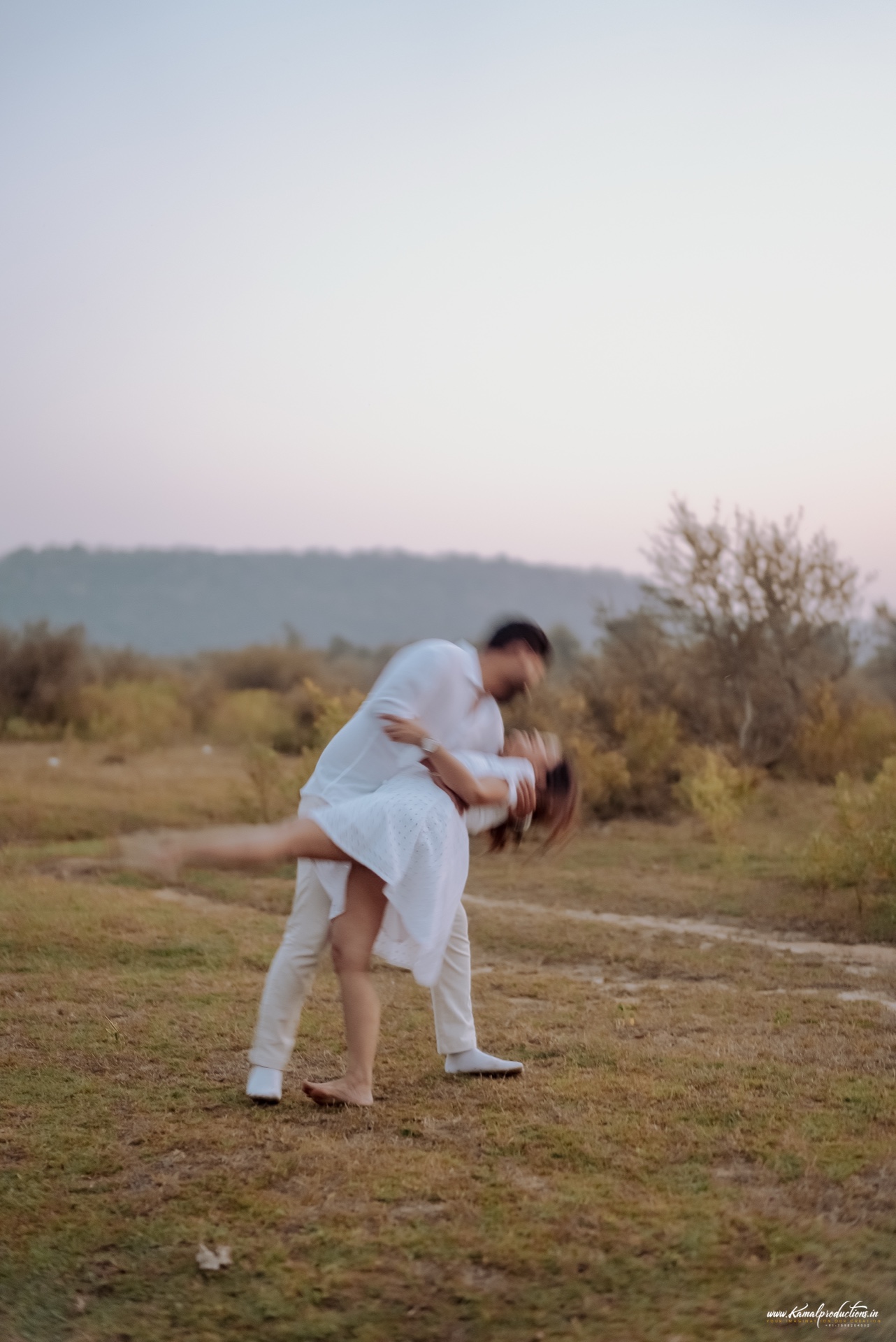 The Sunset Twirl Motion Art: Why Modern Couples Hire Kamal Productions Across Madhya Pradesh