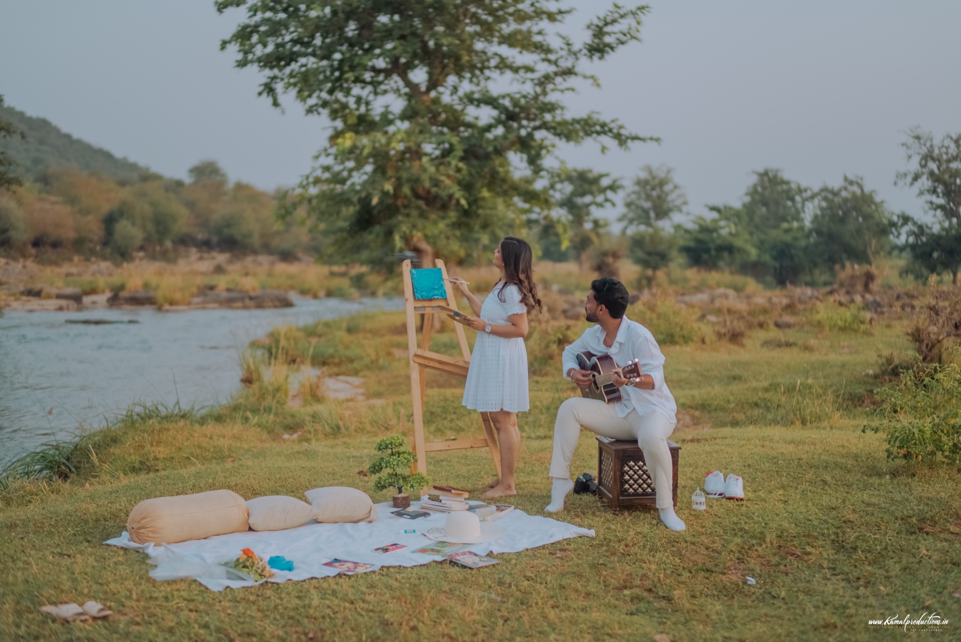 Orchha Betwa Riverfront Artistic Pre-Wedding: Easel, Guitar & Architectural Grandeur